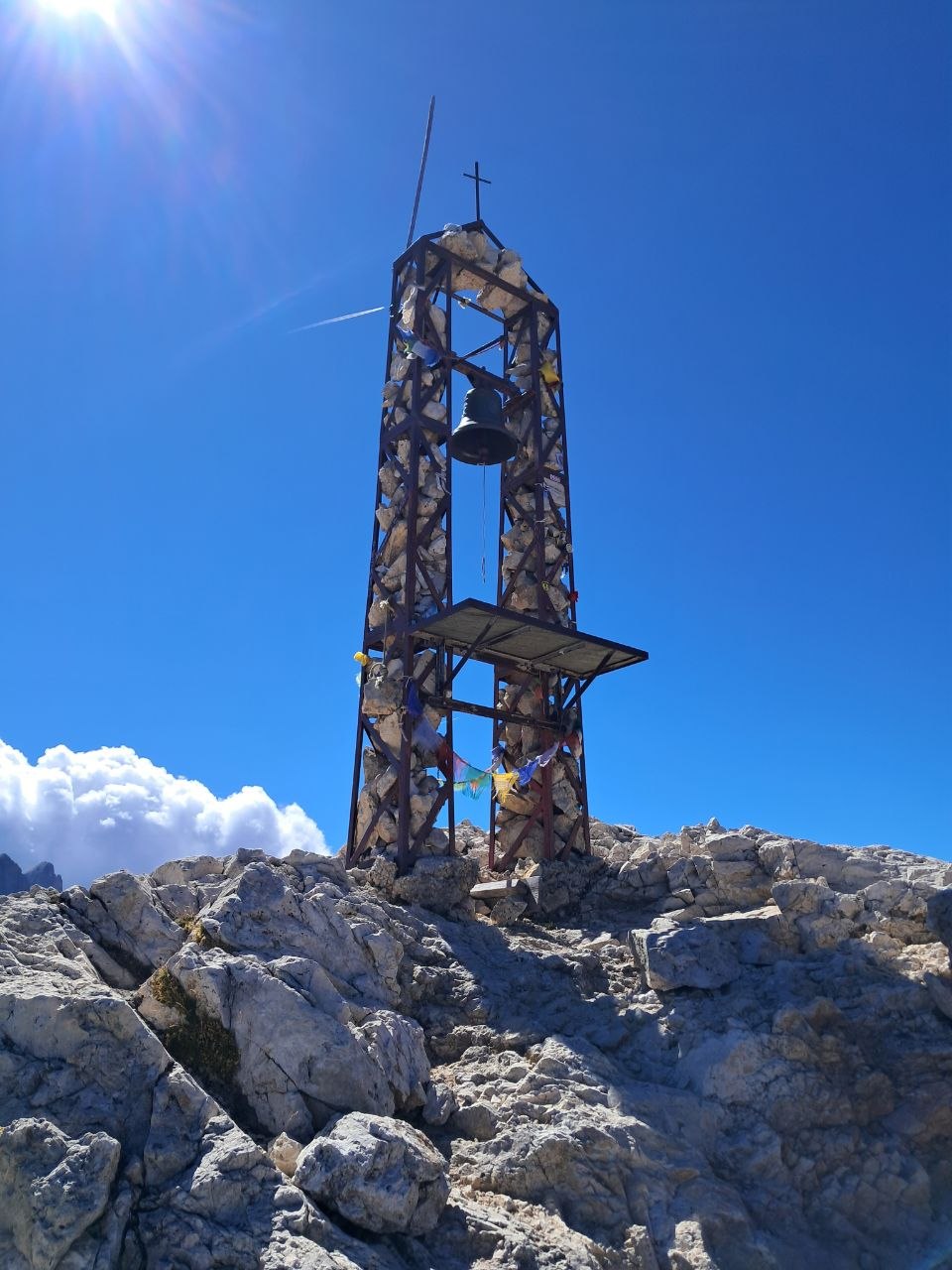 Domenica 6 Settembre 2026 propone una escursione al MONTE MULAZ – m. 2906 (Traversata da P.so Valles al P.so Rolle)